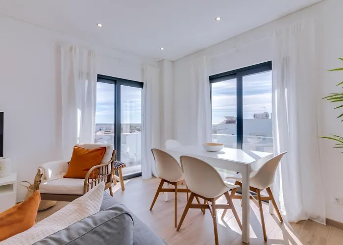 아파트 Formosatavira Seaview @homesbyfc *